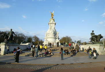 Victoria Monument