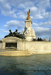 Victoria Monument