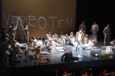 Fotoprobe 'Aufstieg und Fall der Stadt Mahagonny'