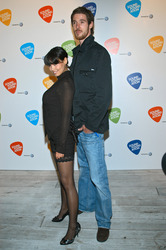 Zascha Moktan, KoweSix