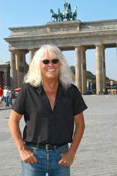 János Kóbor (Omega)