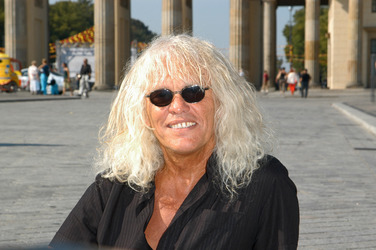 János Kóbor (Omega)