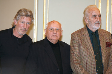 Roger Waters, Michail Gorbatschow, Christopher Lee