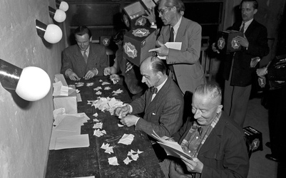 Auszählung der Stimmzettel der Berlinale-Publikumswahl