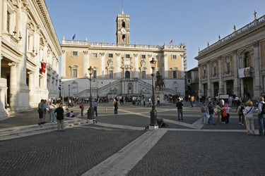 Palazzo Senatorio / Senatorenpalast