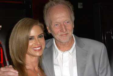 Betsy Russell, Tobin Bell