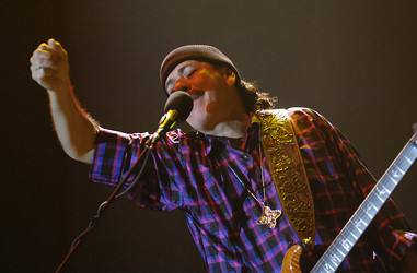 Carlos Santana