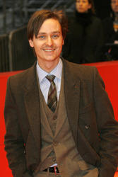 Tom Schilling
