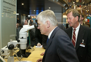 Otto Schily, Johann Weihen