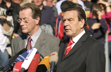 Franz Müntefering, Gerhard Schröder