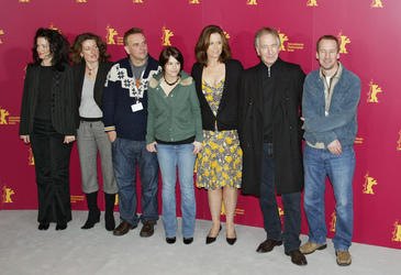 Angela Pell, Gina Carter, Marc Evans, Emily Hampshire, Sigourney Weaver, Alan Rickman, Andrew Eaton