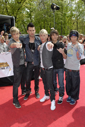 Richie Stringini, Jay Khan, Chris Watrin, Vince Thomas, Izzy Gallegos