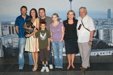Marc Meyer(Regie), Nina Kronjäger, Cleo (Hund), Samuel Finzi, Ennio Incanova, Anna-Maria Mühe, Margot Nagel, Harald Warmbrunn
