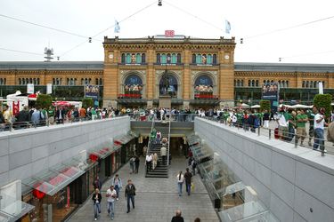 Fans aus Mexiko vor dem Hauptbahnhof