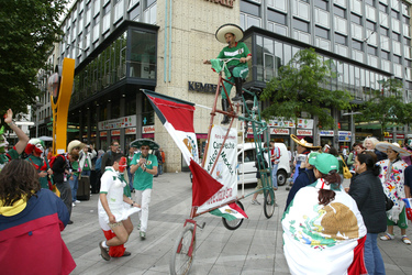Fans aus Mexiko vor dem Hauptbahnhof