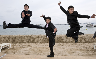 Fengchao Liu; Jackie Chan; Wenjie Wang