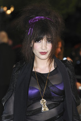 Daisy Lowe