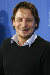 Anders W. Berthelsen