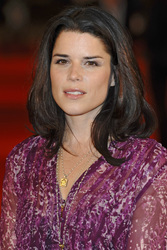 Neve Campbell