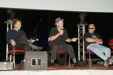 Casey Biggs, Vaughn Armstrong, William Jones