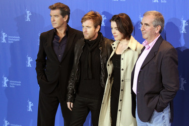 Pierce Brosnan, Ewan McGregor, Olivia Williams, Robert Harris