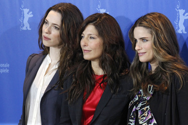 Rebecca Hall, Catherine Keener, Amanda Peet