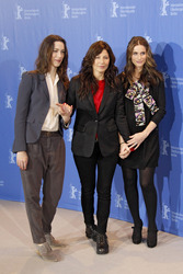 Rebecca Hall, Catherine Keener, Amanda Peet