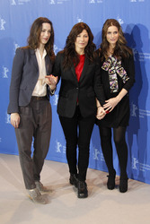 Rebecca Hall, Catherine Keener, Amanda Peet