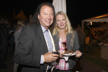 Chris Andrews mit Freundin Alexandra