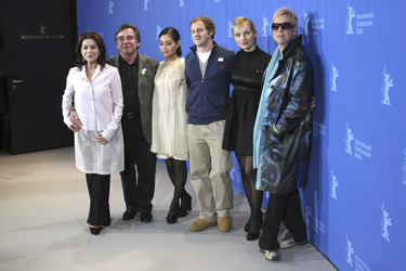 Hannelore Elsner, Elmar Wepper, Aya Irizuki, Maximilina Brückner, Nadja Uhl, Doris Dörrie