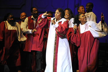 Harlem Gospel Singers & Queen Esther Marrow