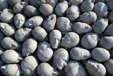 Kopfsteinpflaster von Timm Ulrichs