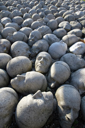 Kopfsteinpflaster von Timm Ulrichs