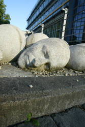 Kopfsteinpflaster von Timm Ulrichs