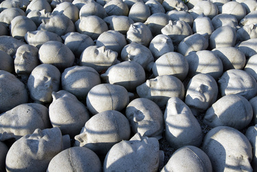 Kopfsteinpflaster von Timm Ulrichs