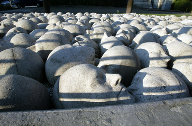 Kopfsteinpflaster von Timm Ulrichs