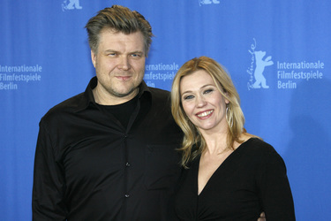 Petri Kotwica, Outi Mäenpää