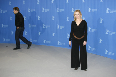 Petri Kotwica, Outi Mäenpää