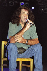 Peter Mayhew