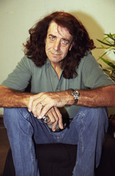 Peter Mayhew