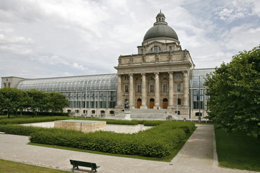 Bayerische Staatskanzlei
