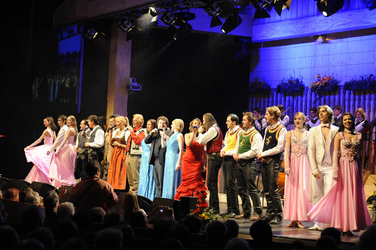 Andy Borg, Geschwister Hofmann, Die Ladiner, Judith & Mel, Marc Pircher, Die Mayrhofer, Monique, MDR Fernsehballett, Wolfgang Lindner jr., Original Stadlmusikanten