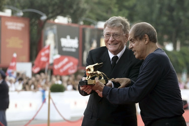 Ermanno Olmi, Adriano Celentano