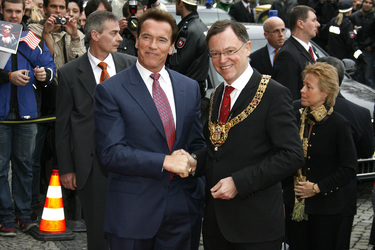Arnold Schwarzenegger, Stephan Weil