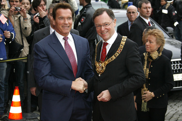 Arnold Schwarzenegger, Stephan Weil