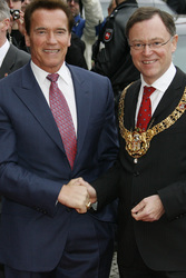 Arnold Schwarzenegger, Stephan Weil