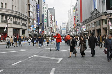 Einkaufsstraße in Ginza