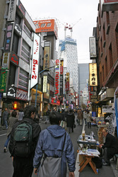 Einkaufsstraße in Shinjuku