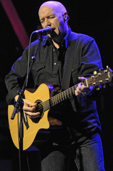 Midge Ure (Slik, PVC2, The Rich Kids, Ultravox)