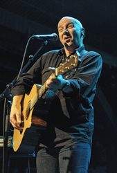 Midge Ure (Slik, PVC2, The Rich Kids, Ultravox)